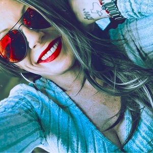 Meet your Posher, Mindi